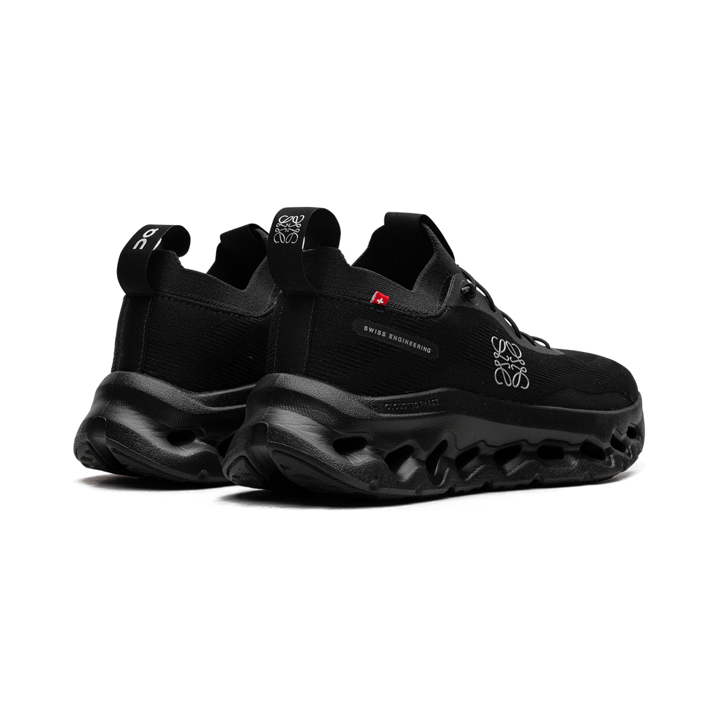 On Running Cloudtilt "LOEWE All Black"
