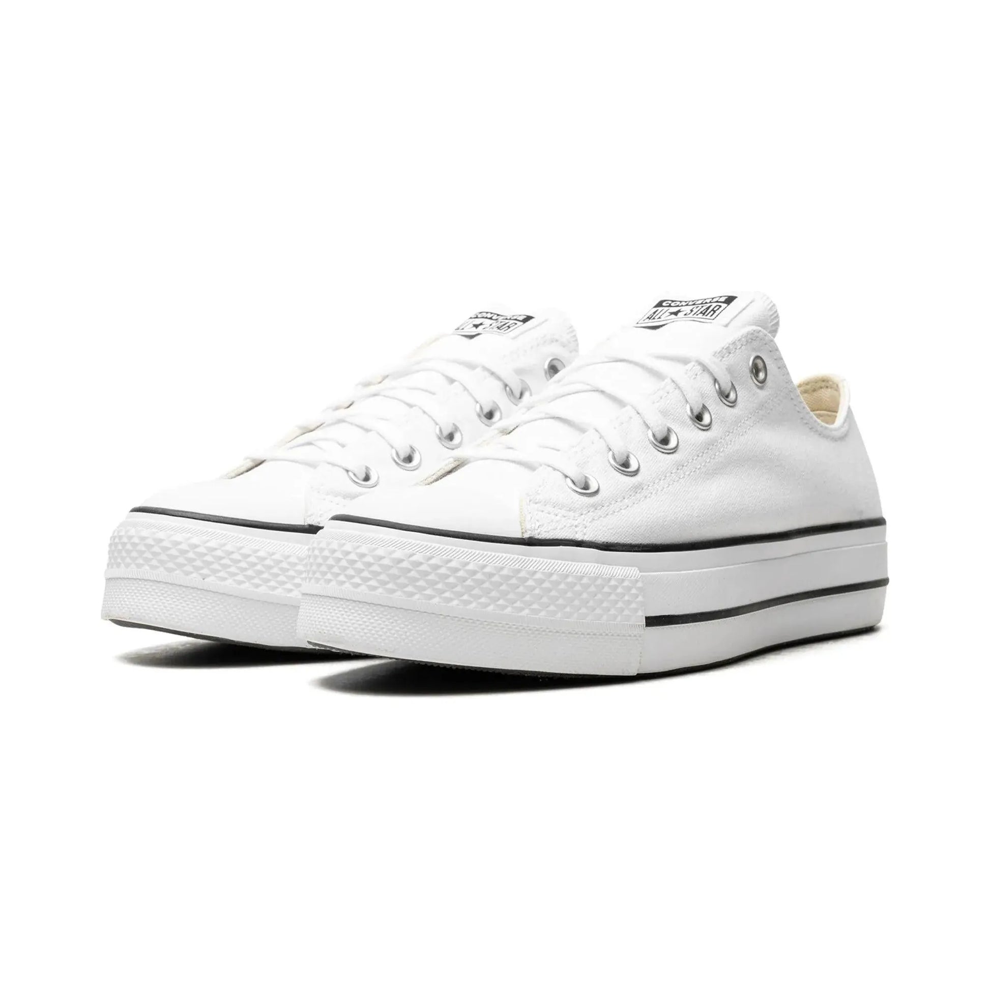 Converse Chick Taylor All Star "Lift Platform Canvas - White"