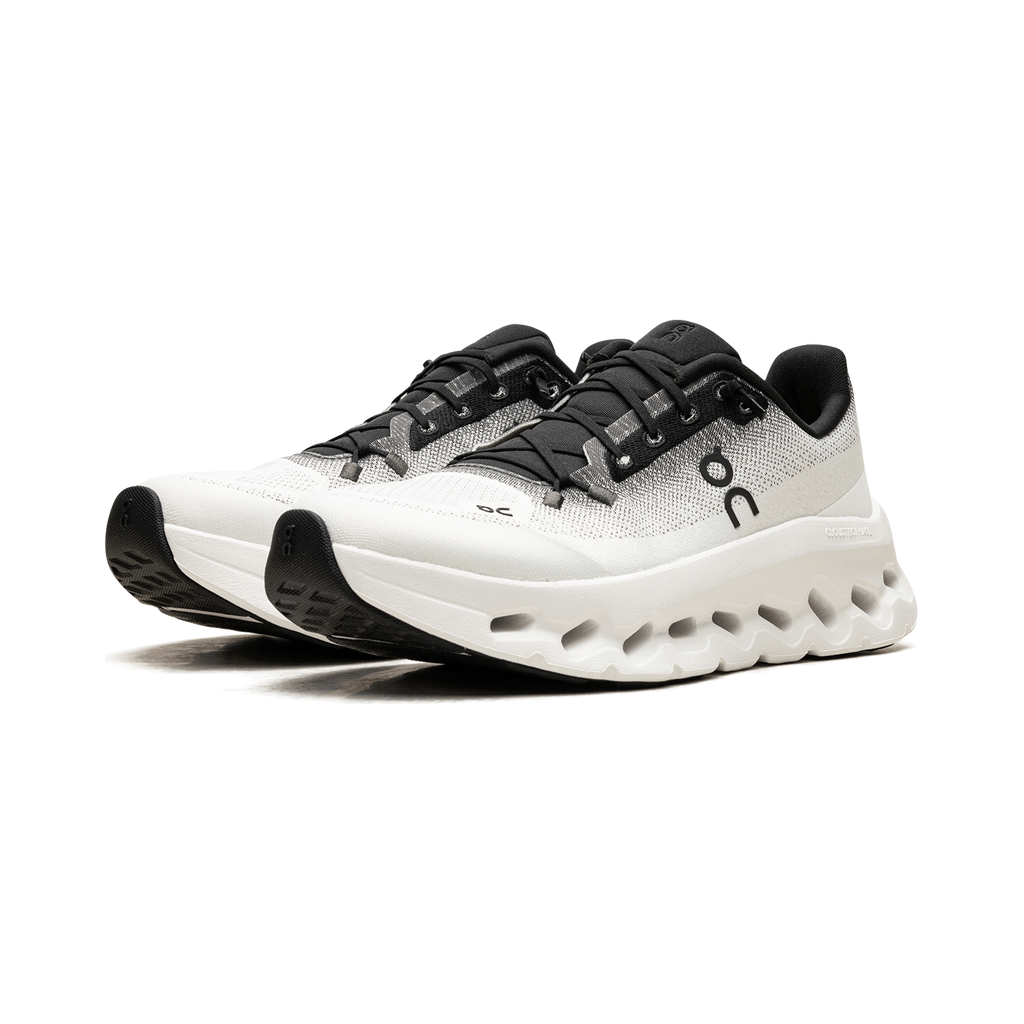 On Running Cloudtilt "Black/Ivory"