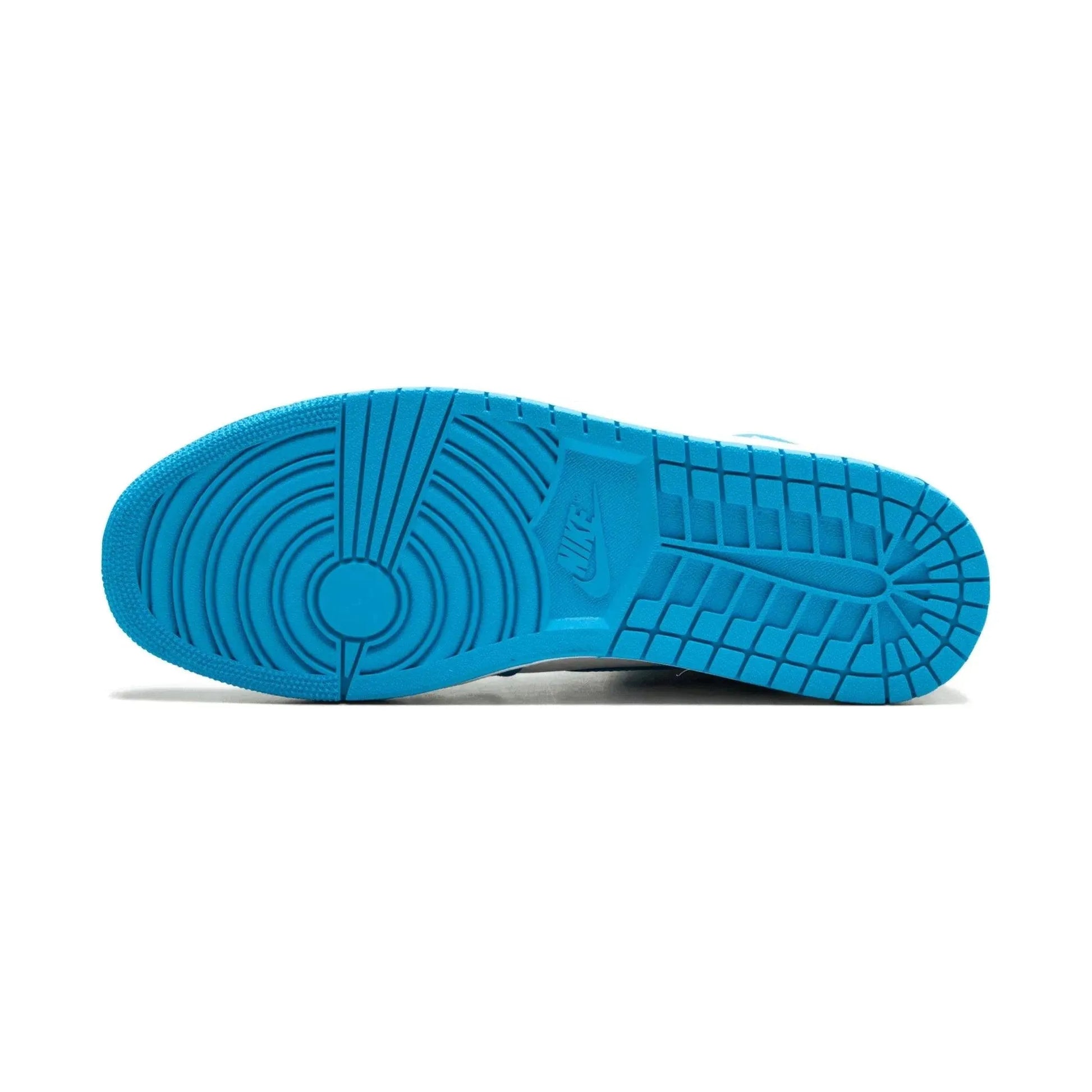 Air Jordan 1 High "UNC"