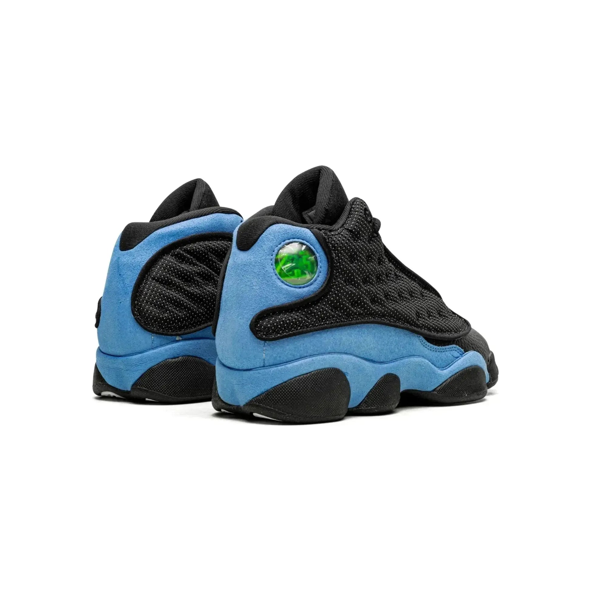 Air Jordan 13 "University Blue"