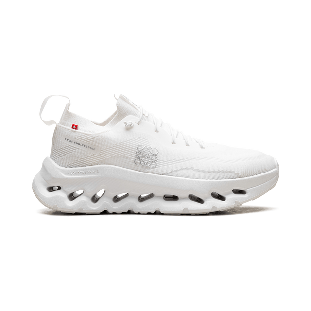 On Running Cloudtilt "LOEWE All White"